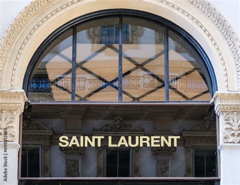 ysl galleria vittorio emanuele|vittorio emanuele duomo.